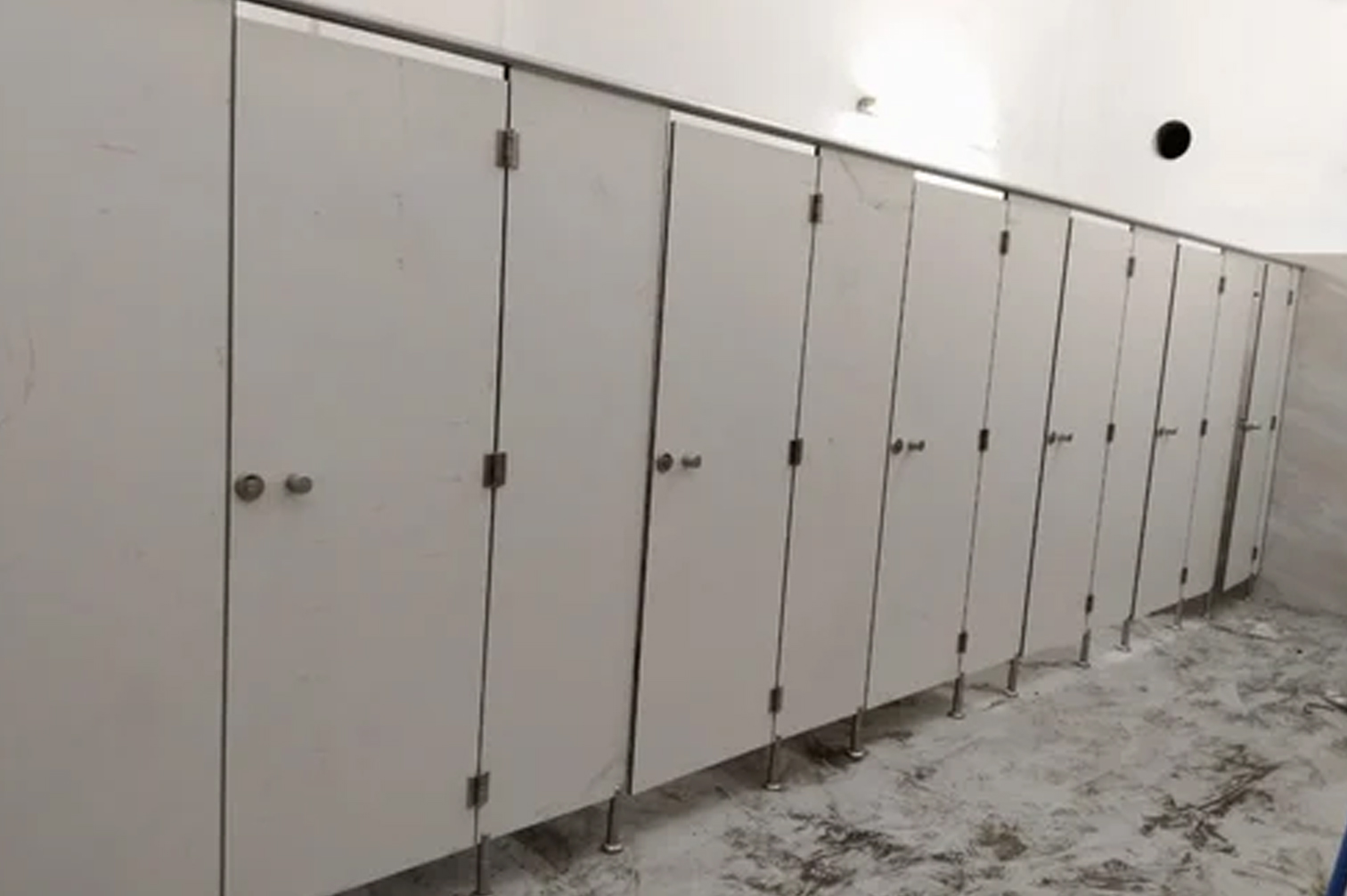 HPL Toilet Cubicle Partition Manufacturer, Trader & Service Provider in Agra, Aligarh, Bhopal, Bulandshahr, Delhi NCR, Gwalior, Gurgaon, Hathras, Indore, Jattari, Kasganj, Khair, Khurja, Mathura, Meerut, Palwal & India